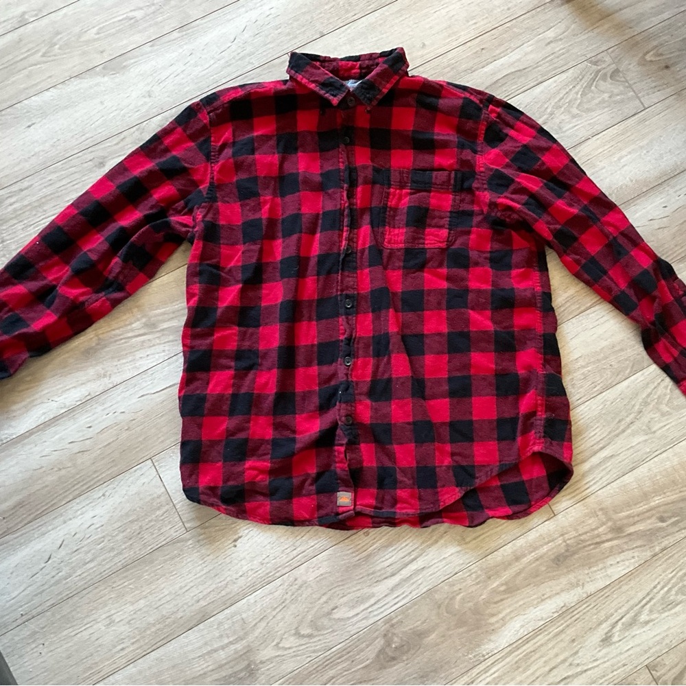 Northwest Territories Flannel Plaid XL Men’s Long Sleeve Button Shirt Red Black